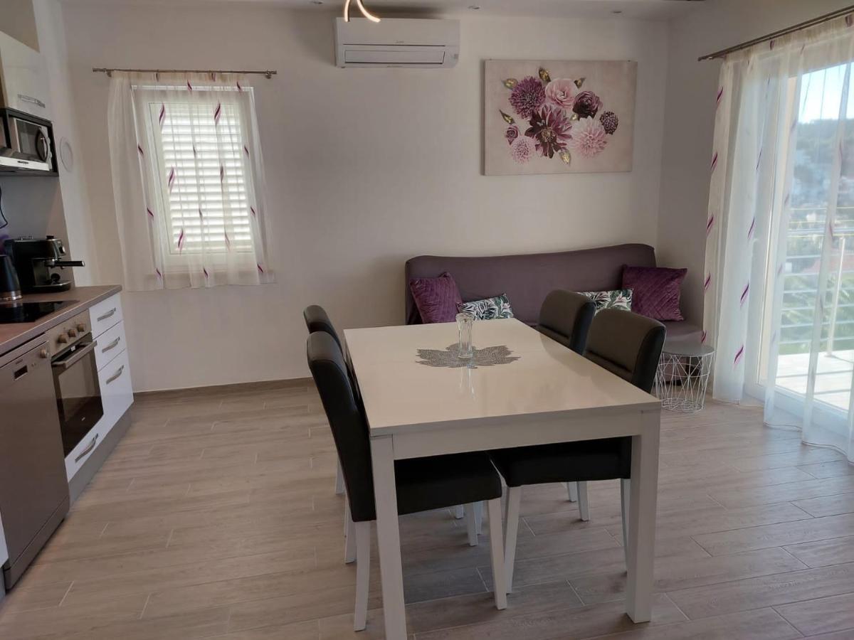 Holiday Home Kate 维斯 外观 照片
